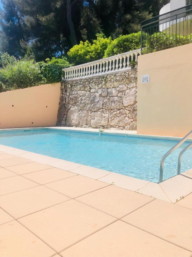 Mon Appart Avec Terrasse Et Piscine 로퀴에브륀캡마르탱 외부 사진