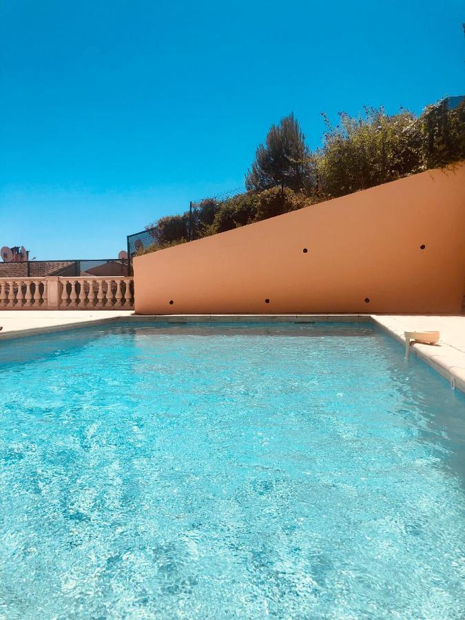 Mon Appart Avec Terrasse Et Piscine 로퀴에브륀캡마르탱 외부 사진