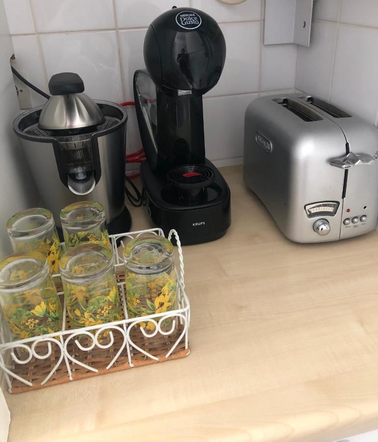 Mon Appart Avec Terrasse Et Piscine 로퀴에브륀캡마르탱 외부 사진