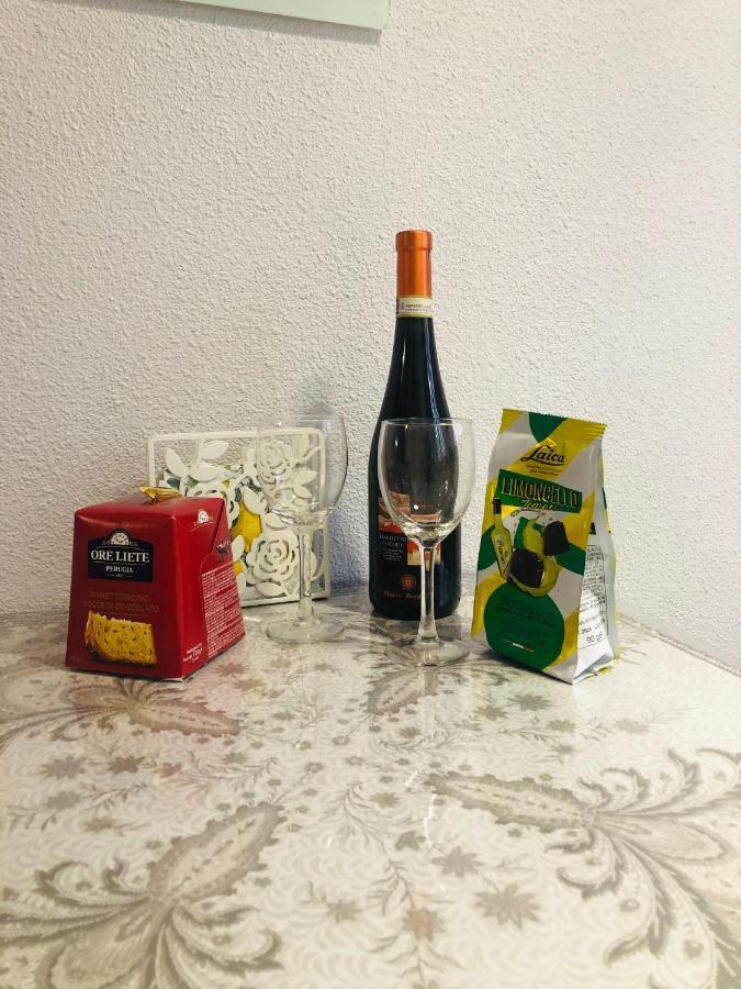 Mon Appart Avec Terrasse Et Piscine 로퀴에브륀캡마르탱 외부 사진