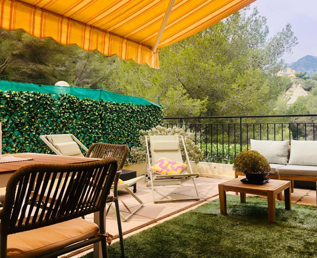 Mon Appart Avec Terrasse Et Piscine 로퀴에브륀캡마르탱 외부 사진