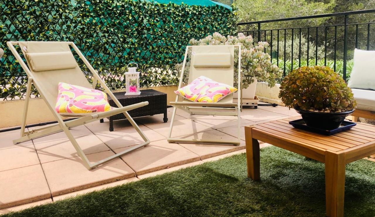 Mon Appart Avec Terrasse Et Piscine 로퀴에브륀캡마르탱 외부 사진