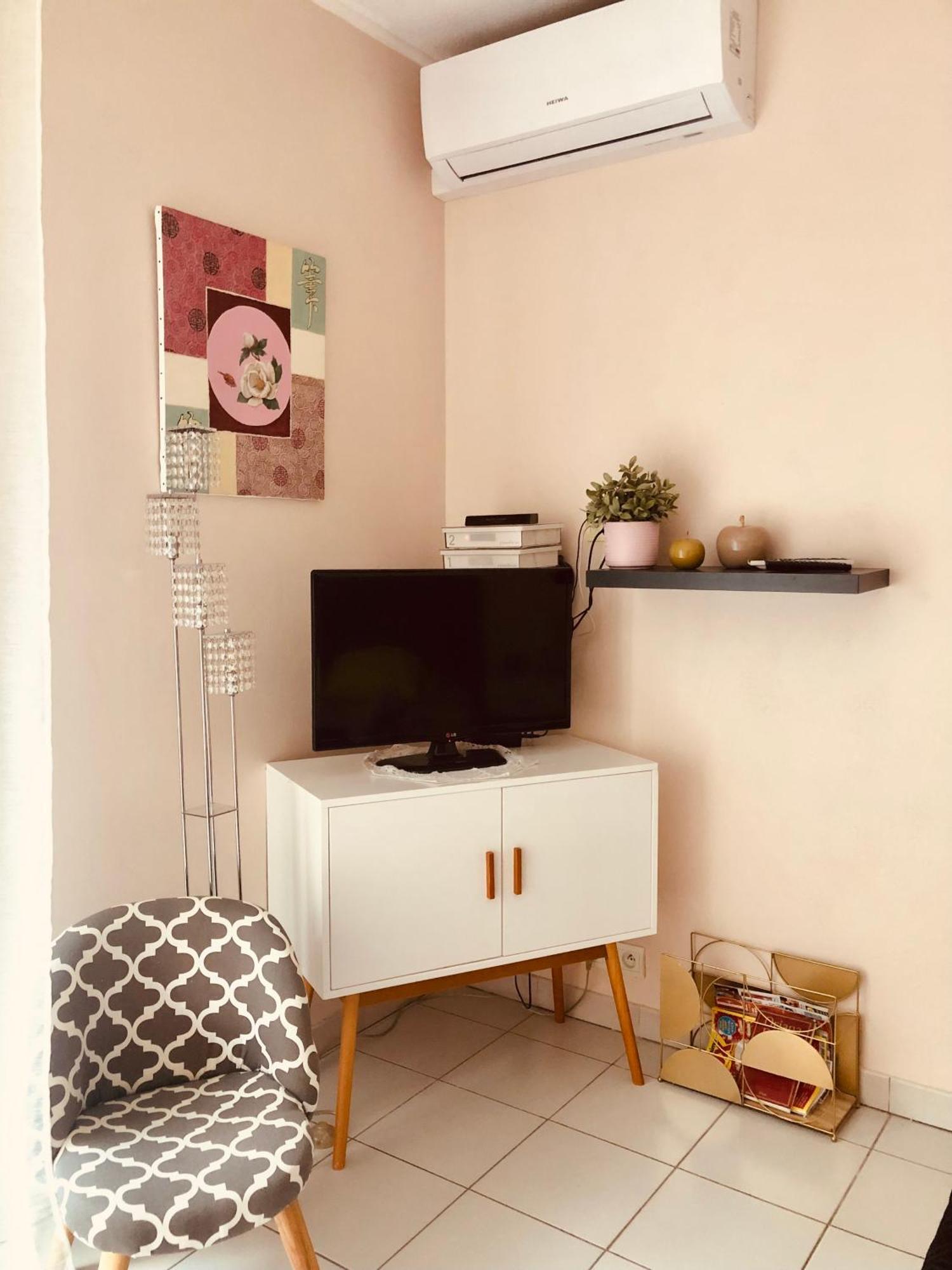 Mon Appart Avec Terrasse Et Piscine 로퀴에브륀캡마르탱 외부 사진